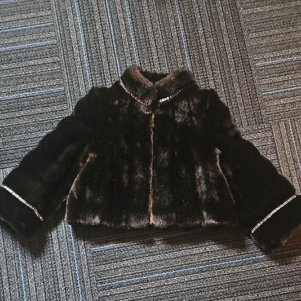 Elegant Faux Fur Rhinestoned Teddy Jacket - Picture 1 of 4